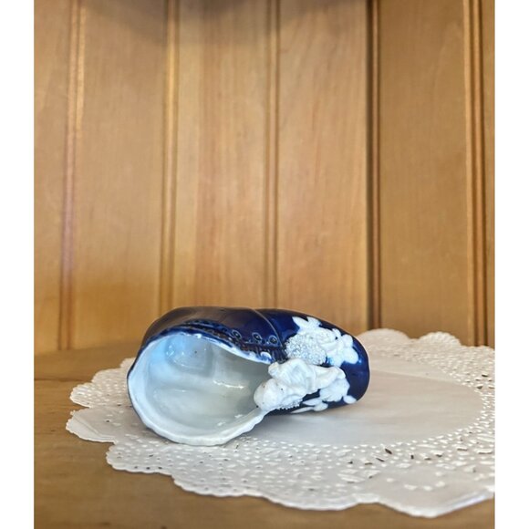 Antique Blue Porcelain Baby Shoe Figurine Cherub Flower Accents - Picture 6 of 7